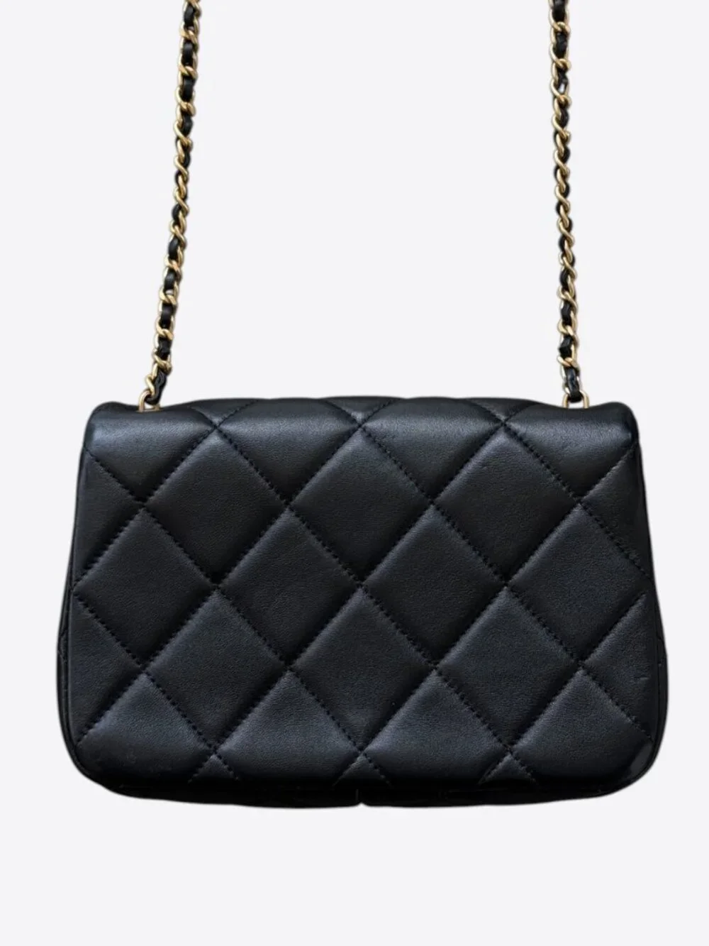 CHANEL size one